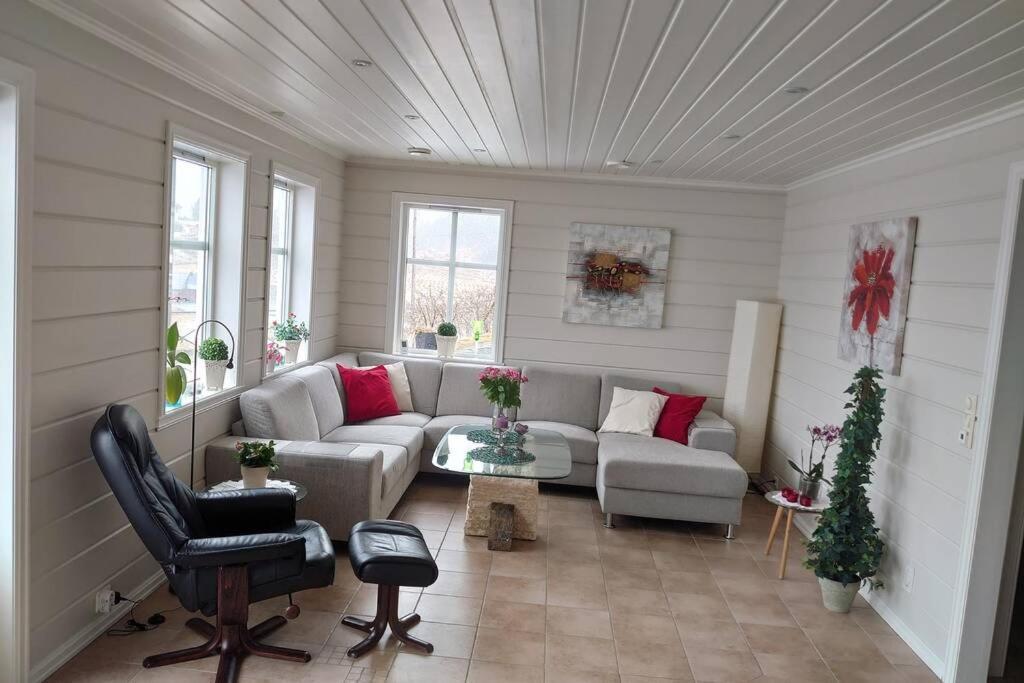 Flohytta Villa Stryn Exterior photo